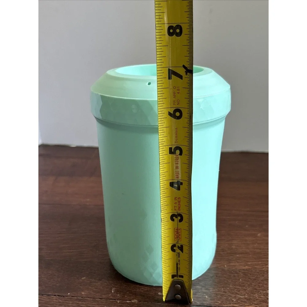 HyperChiller HC1 12.5 Oz Iced Coffee/Beverage Cooler in Mint‎ Green Open Box